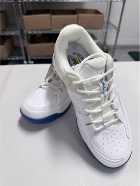 SKU:3556/001 Fitville Tennis Amadeus V2